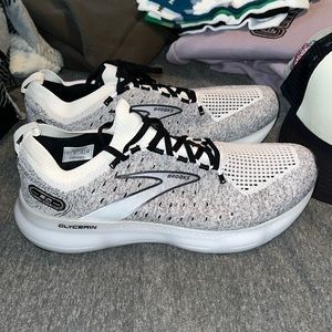 New! Mens Brooks Glycerin StealthFit GTS 20 Running Shoes. Size 11